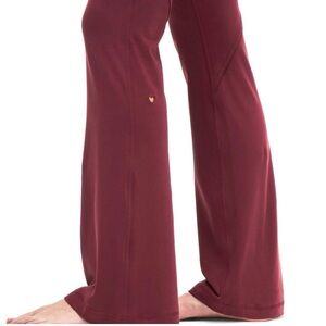 Groove HR No Line Heart Detail